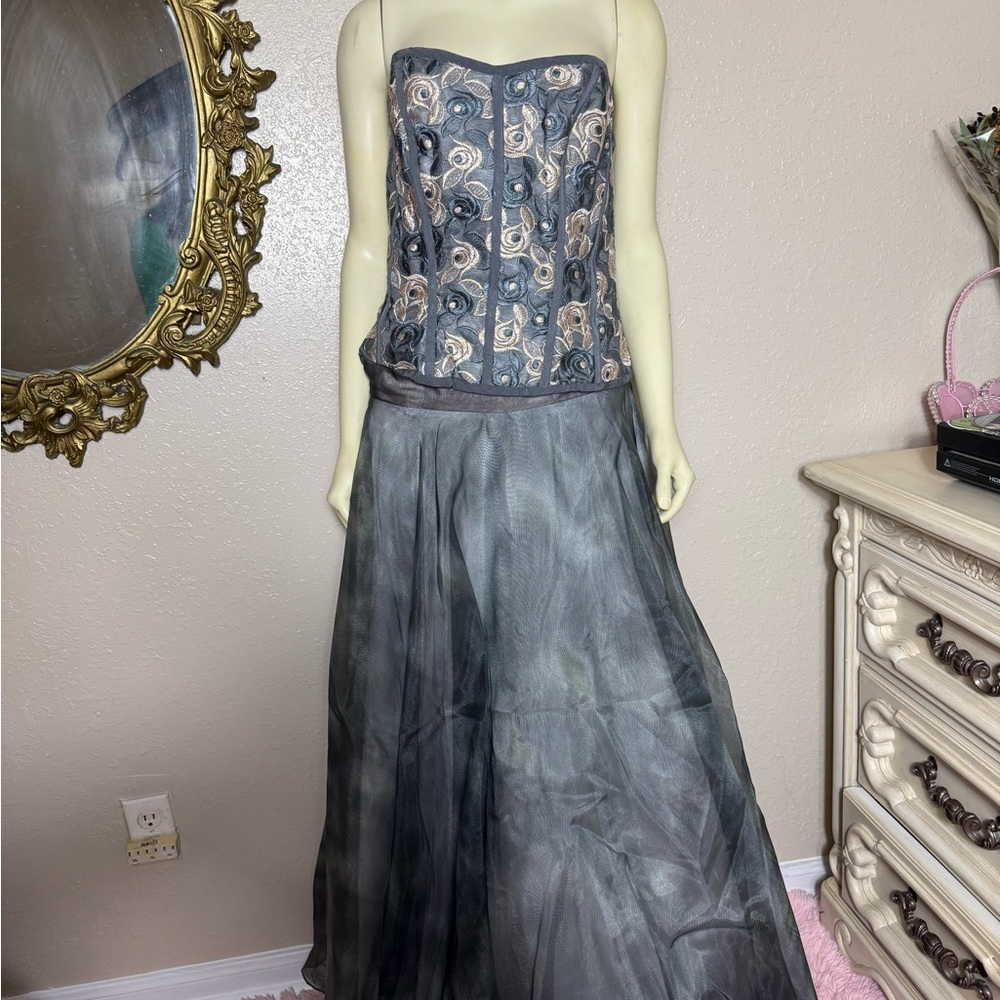 Elegant Gray Strapless Gown with Floral corset top